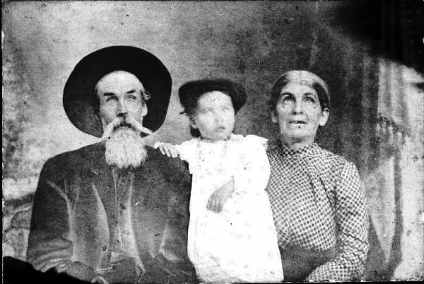 Reuben and Eliza Jane (Looney) Alexander